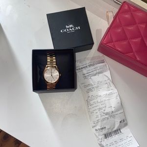 Nice gold coach watch to sale !